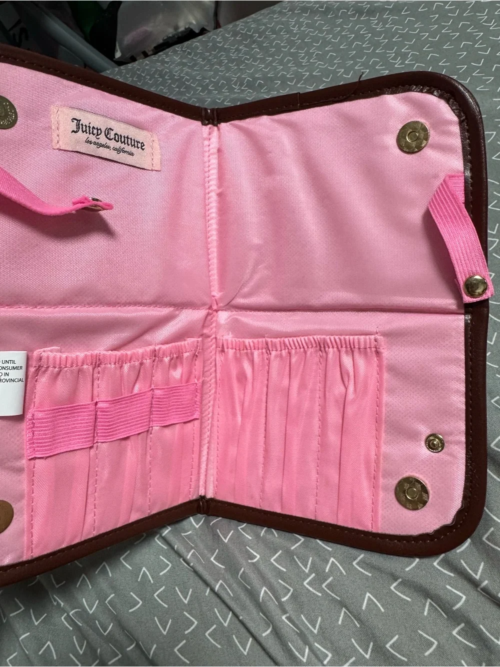 NWOT Juicy Couture Makeup Broches bag